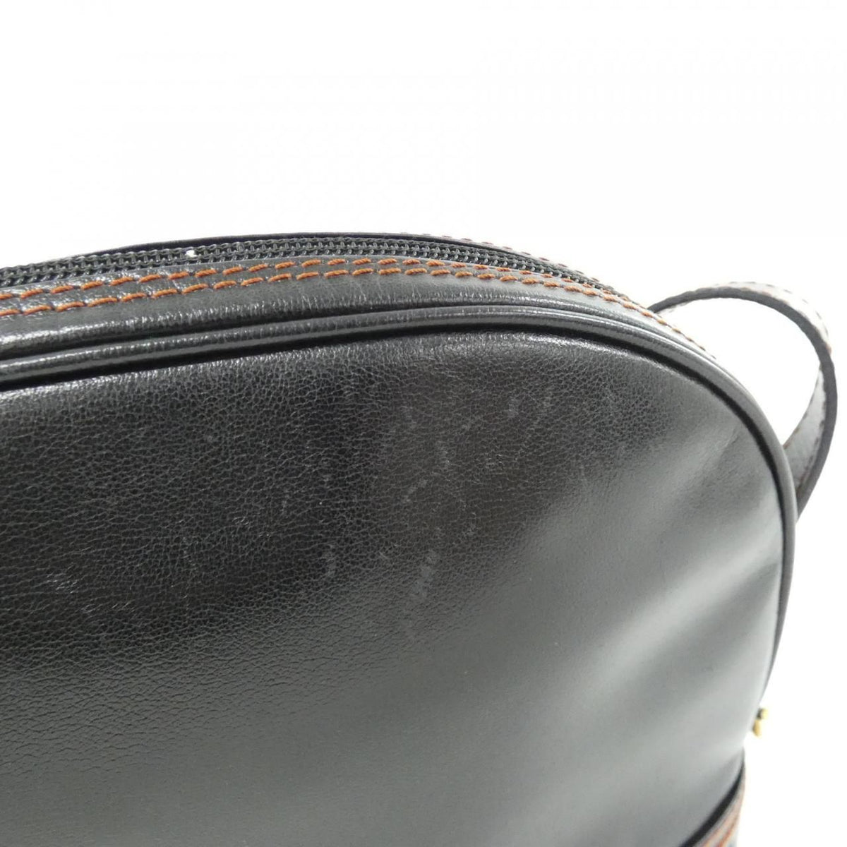 saint laurent black shoulder bag accessories included