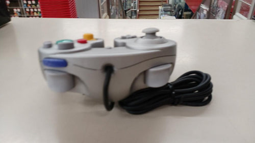 nintendo dol-001 video game console markings and labels