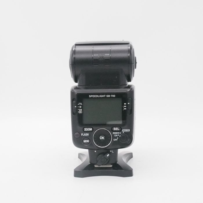 nikon sb-700 camera side view