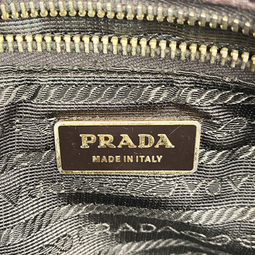 prada shoulder bag accessories included
