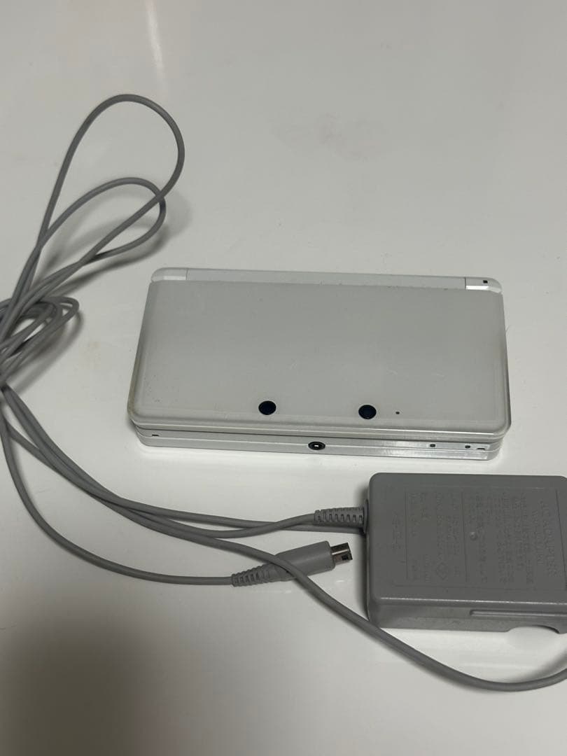 nintendo ctr-001 handheld console front view