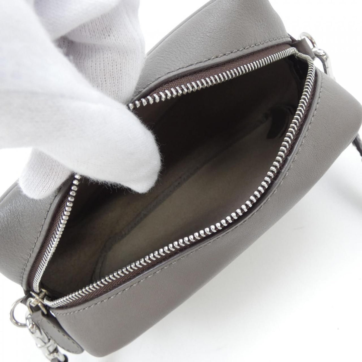 j&m davidson grey handbag condition details