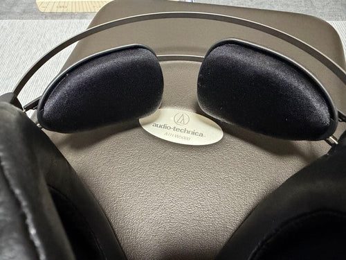 audio-technica ath-w5000 headphones markings and labels