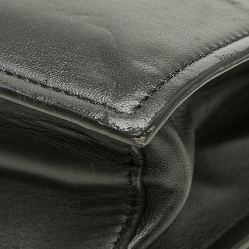 pouch / clutch condition details