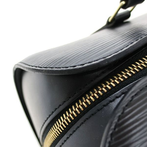 louis vuitton m52222 pouch / clutch markings and labels