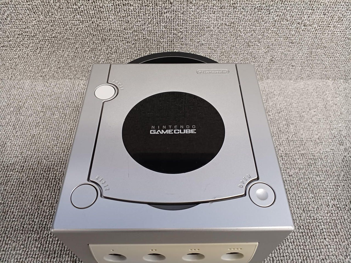 nintendo dol-001 video game console condition details