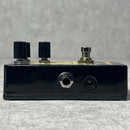guitar effector side view