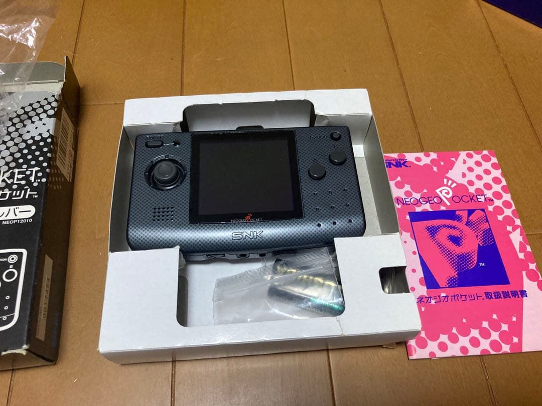 Snk NEO GEO POCKET Handheld Console