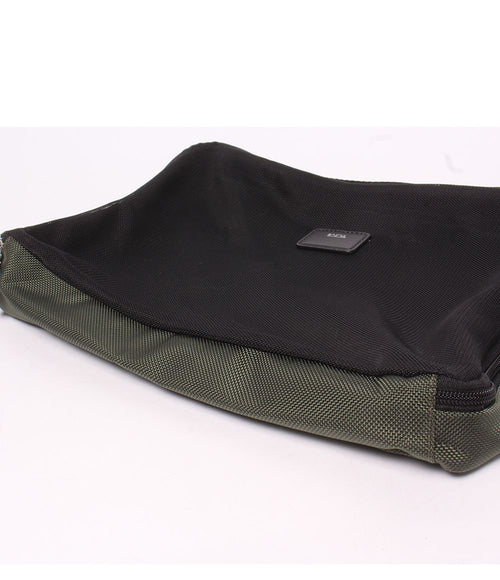 tumi pouch / clutch interior details