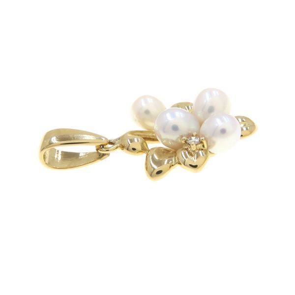 tasaki pendant side view