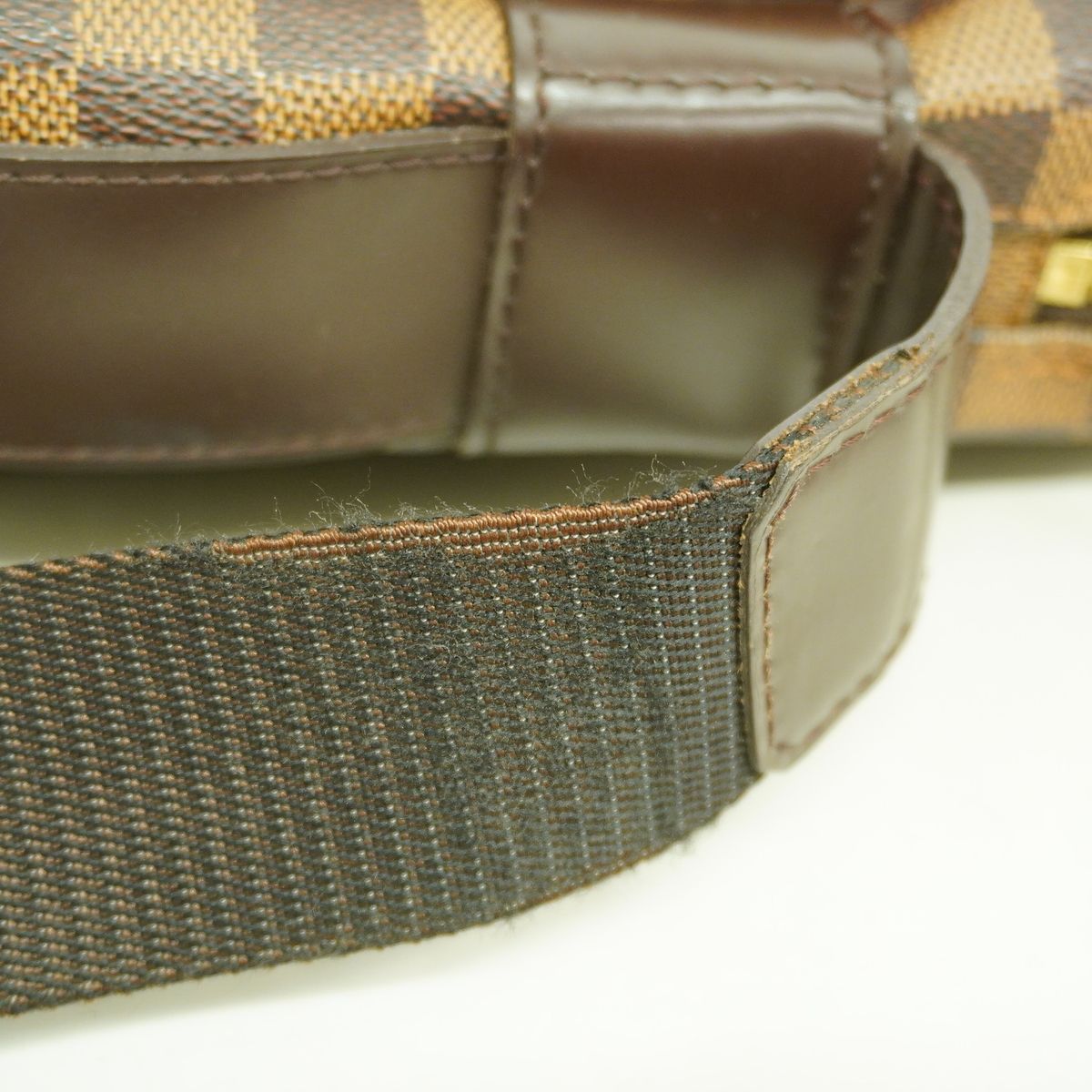 louis vuitton n45255 shoulder bag interior details