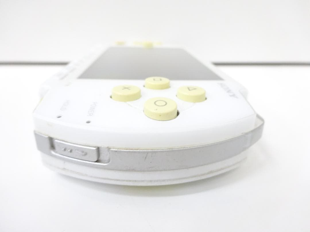 sony psp-1000 handheld console accessories included