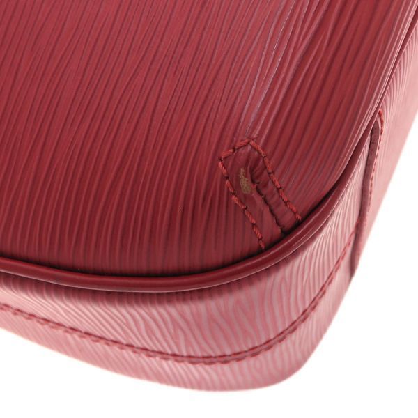 louis vuitton m5927e shoulder bag side view