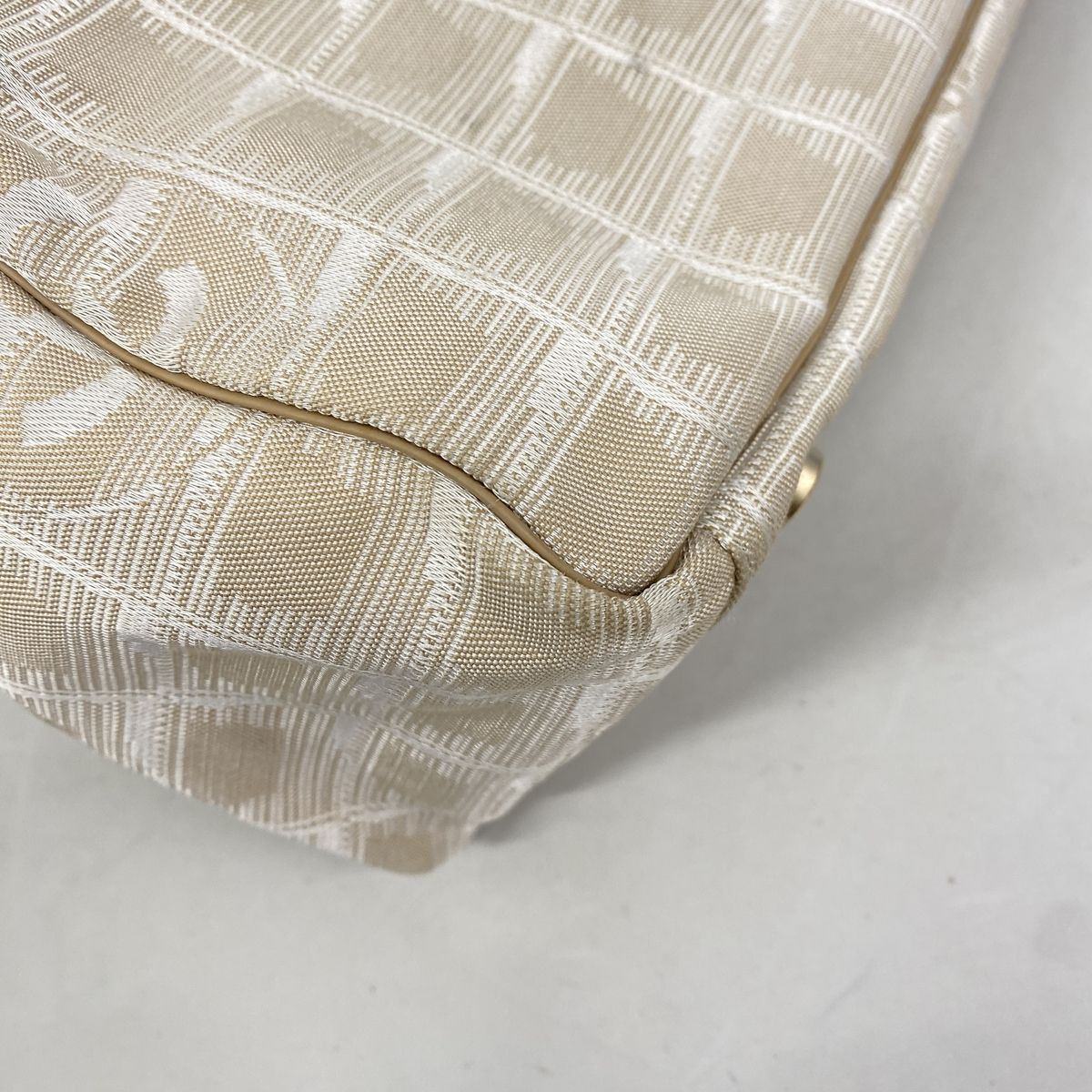 chanel beige tote bag condition details