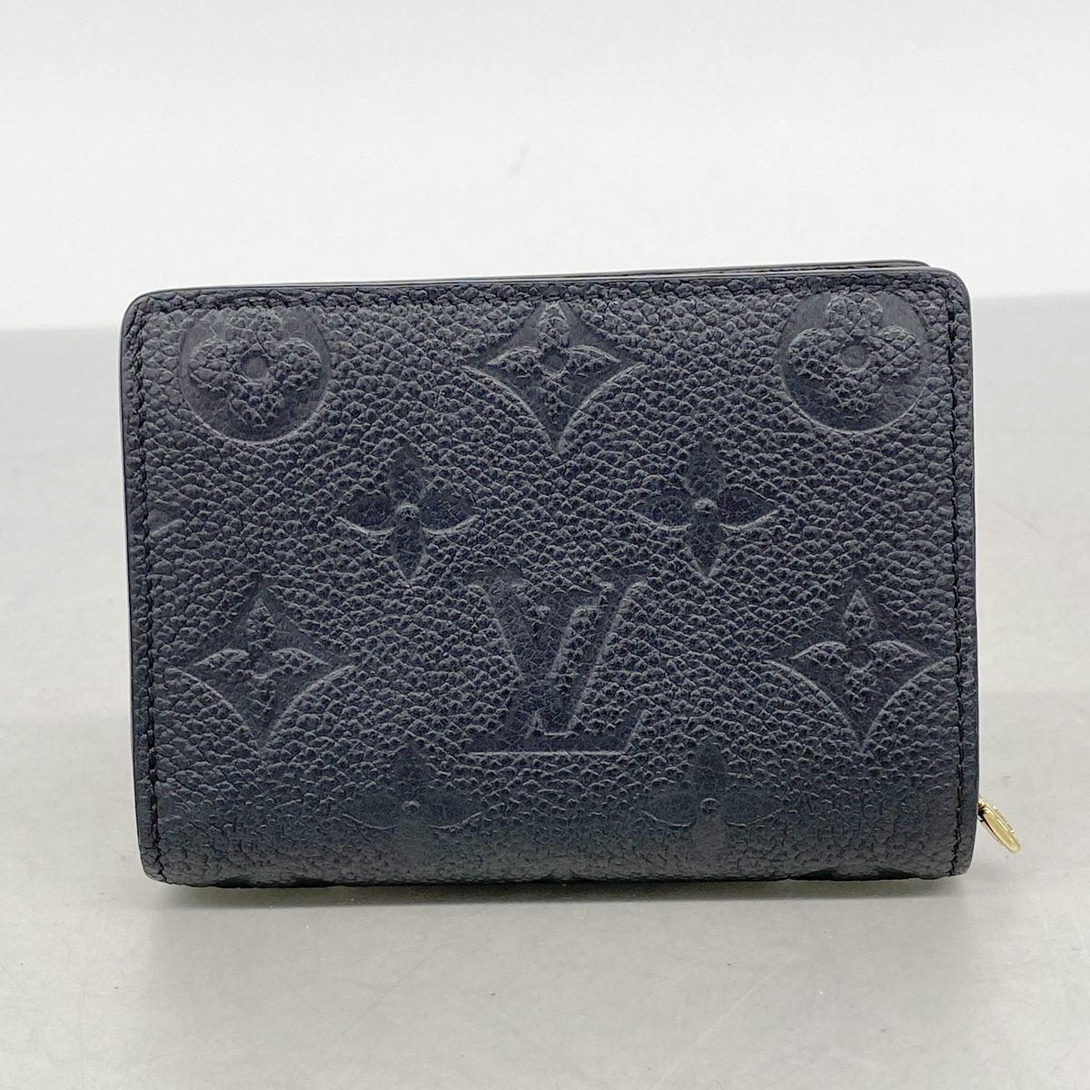 louis vuitton m80151 wallet interior details