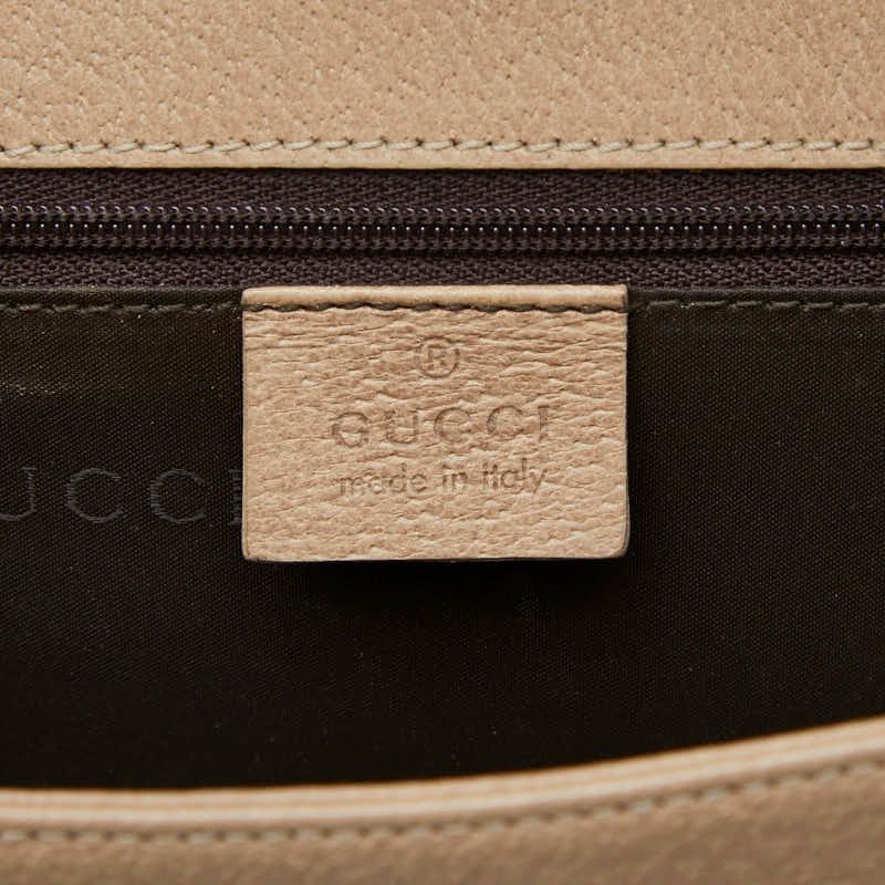 gucci beige handbag functional details