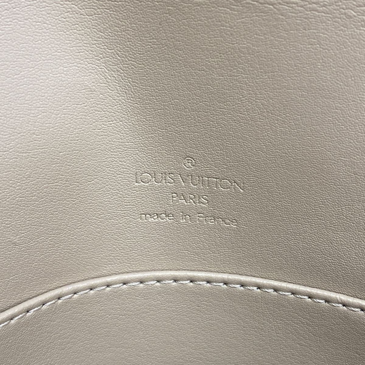 louis vuitton m91008 beige shoulder bag accessories included