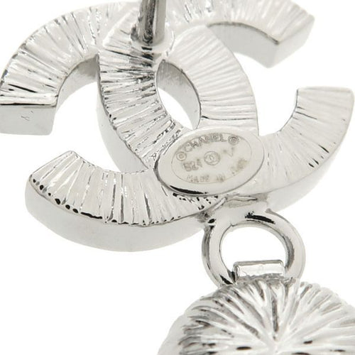 chanel b24v earrings interior details
