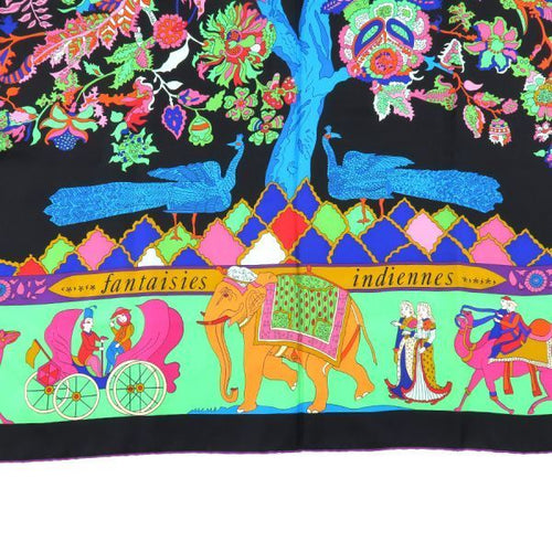hermes scarf interior details