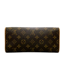 louis vuitton m51852 shoulder bag front view