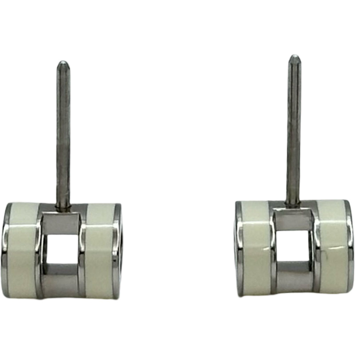 hermes earrings accessories included
