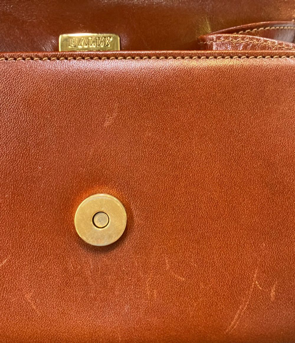 bally shoulder bag functional details