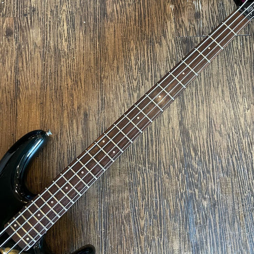 aria bass guitar rear view