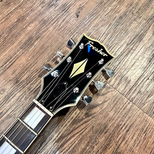 electric guitar accessories included