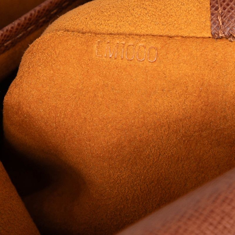 louis vuitton m51258 shoulder bag condition details
