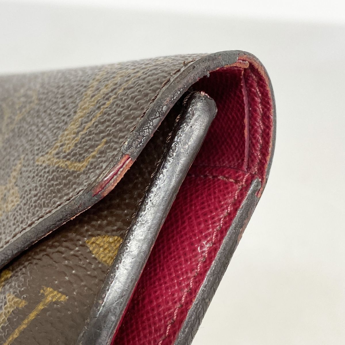 louis vuitton m41938 wallet accessories included