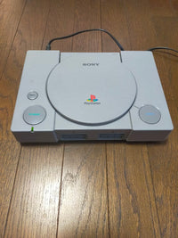 Sony SCPH-7000 Video Game Console