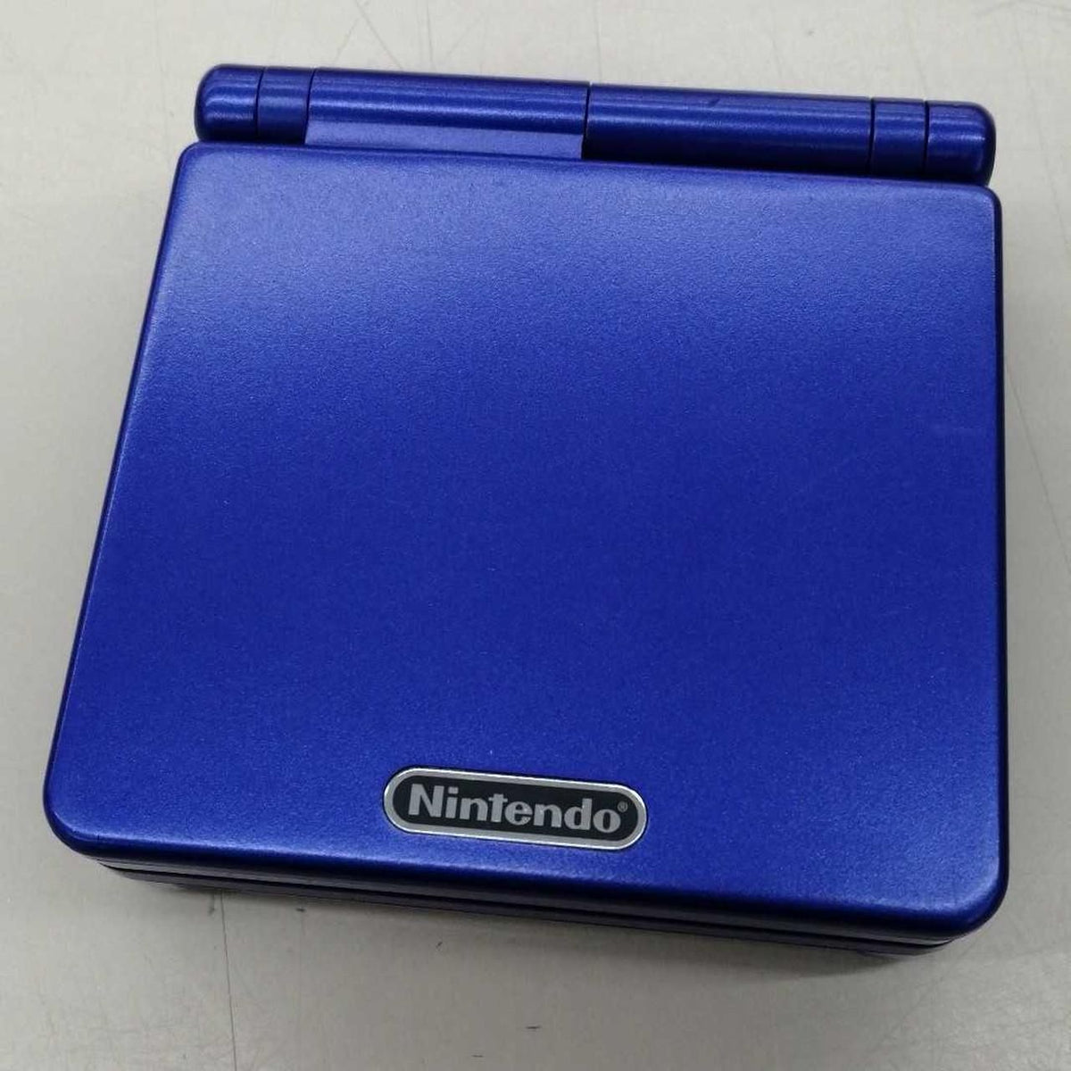 nintendo ags-001 handheld console