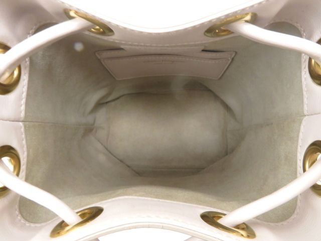 salvatore ferragamo au-21/h484 beige shoulder bag condition details