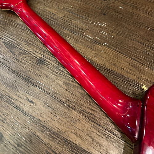 aria electric guitar interior details