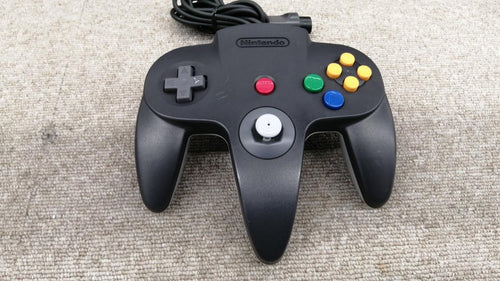 nintendo nus-001 video game console interior details