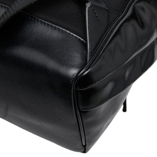 burberry backpack functional details