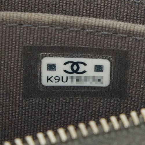 chanel grey coin purse functional details