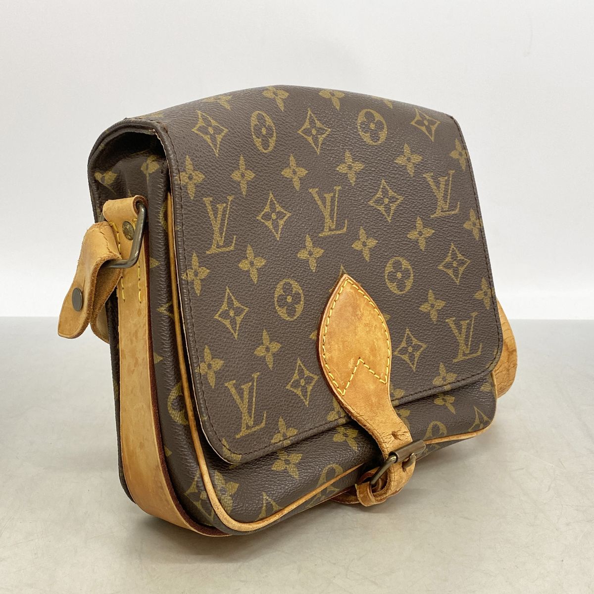 Louis Vuitton M51253 Shoulder Bag