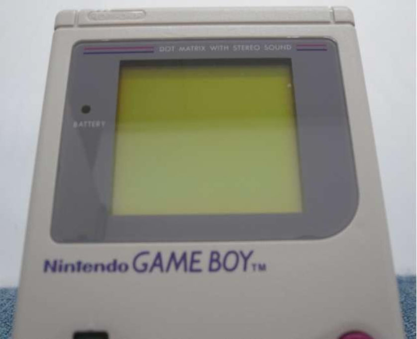 Nintendo DMG-01 Handheld Console