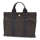 hermes tote bag front view