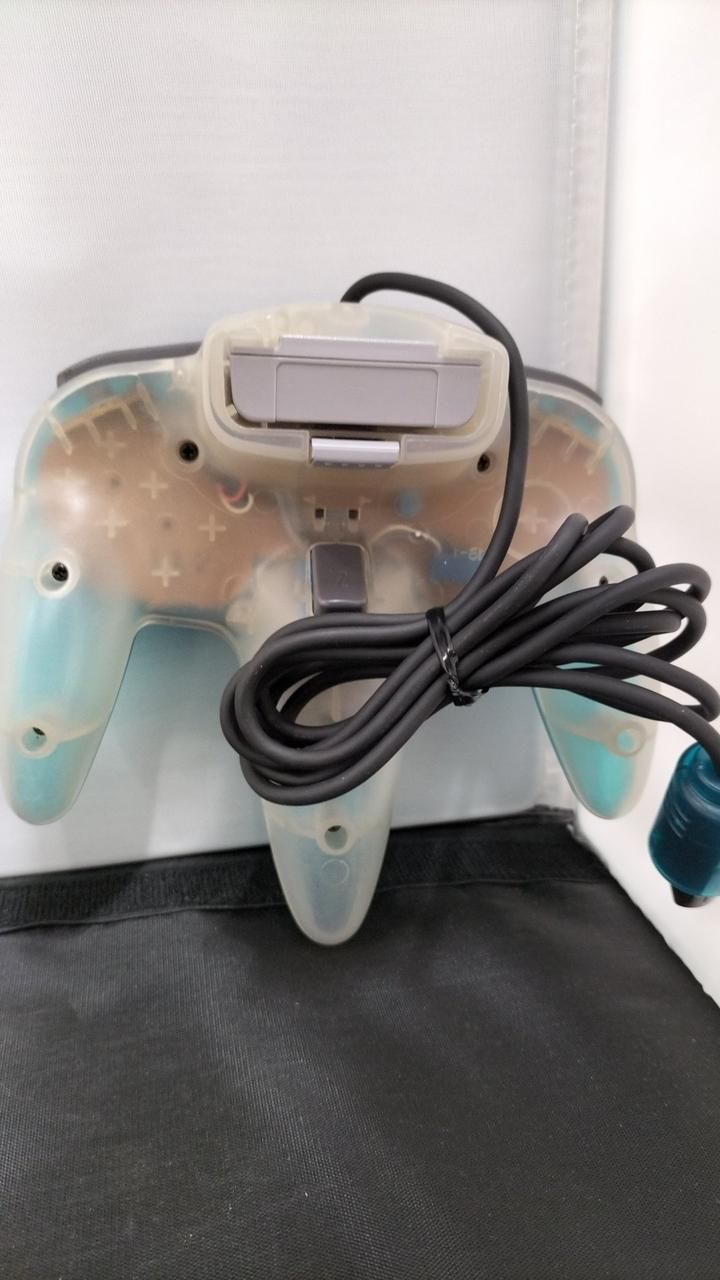 nintendo nus-001 video game console markings and labels