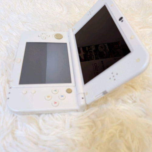 nintendo red-001 red handheld console markings and labels