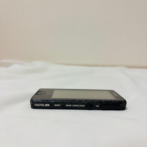 sony nw-x1060 digital audio player rear view