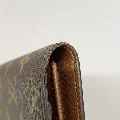 louis vuitton m66540 wallet interior details