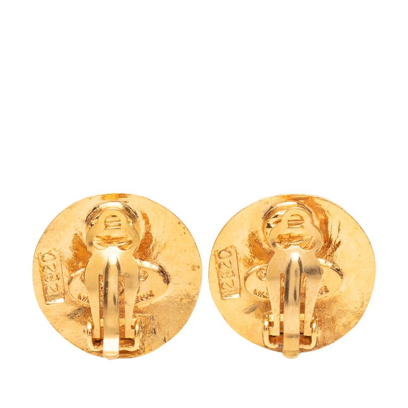 chanel earrings front view