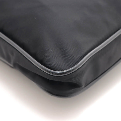 prada shoulder bag functional details