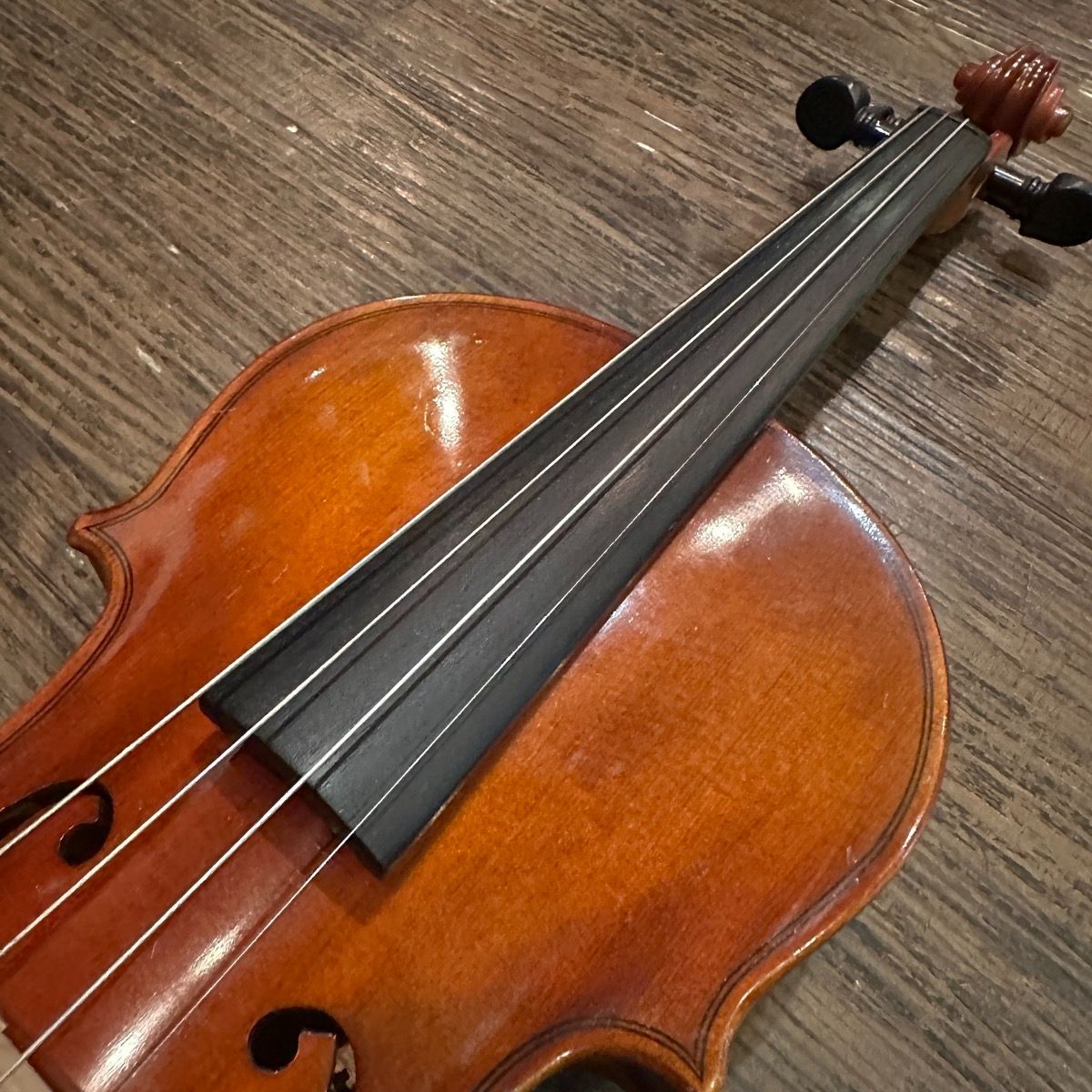 suzuki no.200 string instrument rear view