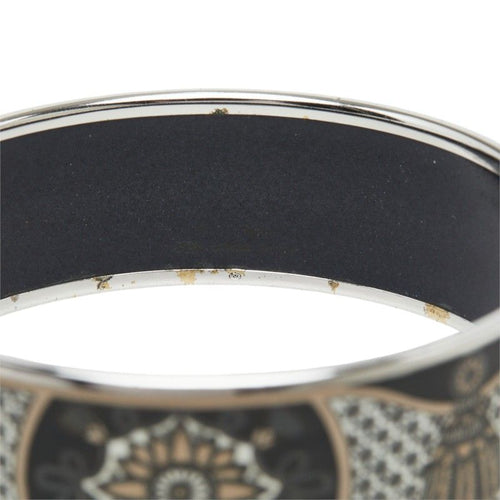 hermes bracelet side view