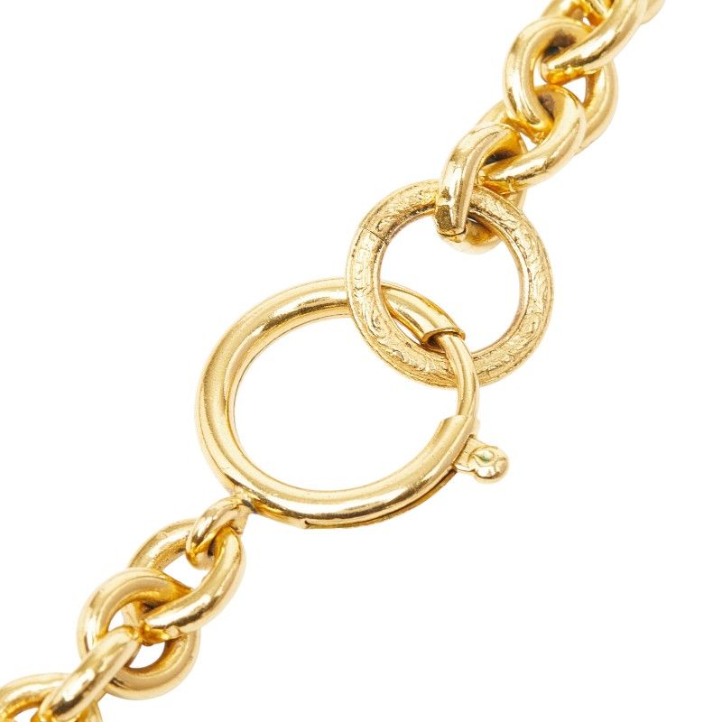 chanel necklace accessories included