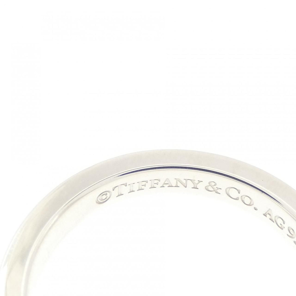 tiffany ring side view